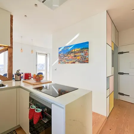 Charming Castelo. Amazing View *