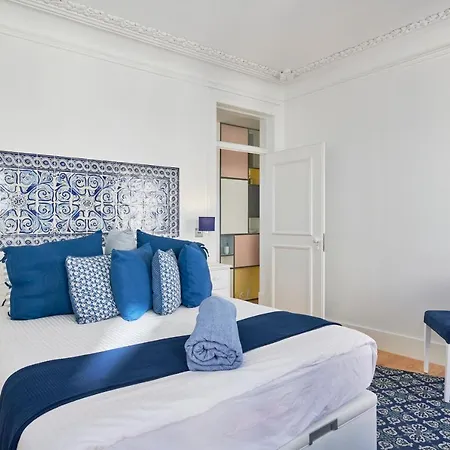 Charming Castelo. Amazing View Apartment Lissabon
