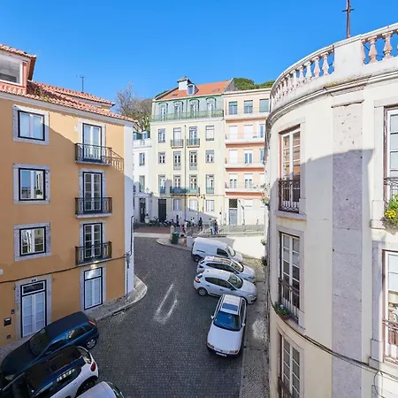 Charming Castelo. Amazing View Апартаменты