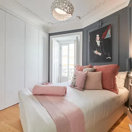 Charming Castelo. Amazing View Апартаменты *