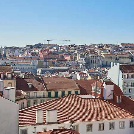 Charming Castelo. Amazing View Апартаменты Лиссабон